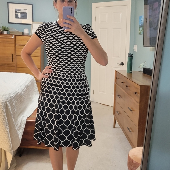 Jessica Simpson dress - Picture 1 of 7